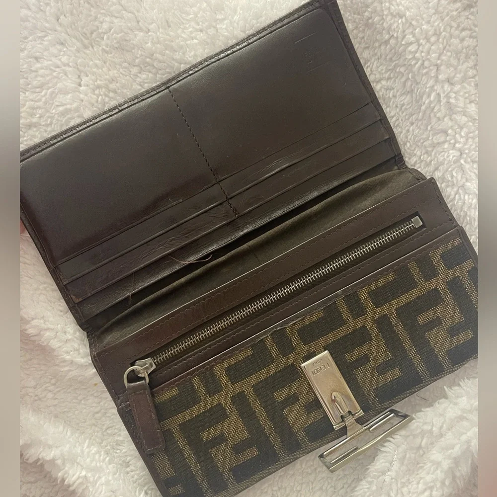 Vintage Fendi Zucca Long Wallet - Picture 2 of 9